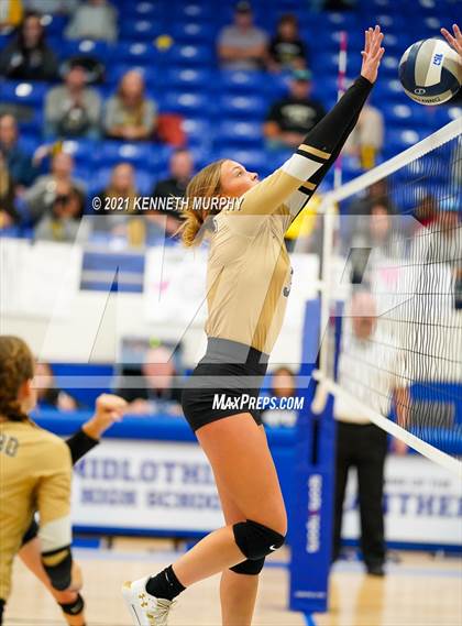 Thumbnail 2 in Hubbard vs Blum UIL 1A Region II Semi-Final photogallery.