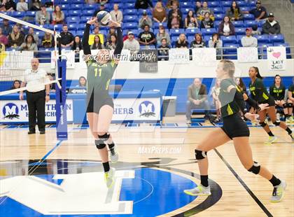 Thumbnail 1 in Hubbard vs Blum UIL 1A Region II Semi-Final photogallery.