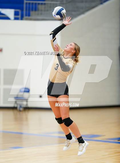 Thumbnail 2 in Hubbard vs Blum UIL 1A Region II Semi-Final photogallery.