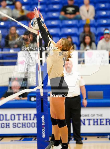 Thumbnail 2 in Hubbard vs Blum UIL 1A Region II Semi-Final photogallery.
