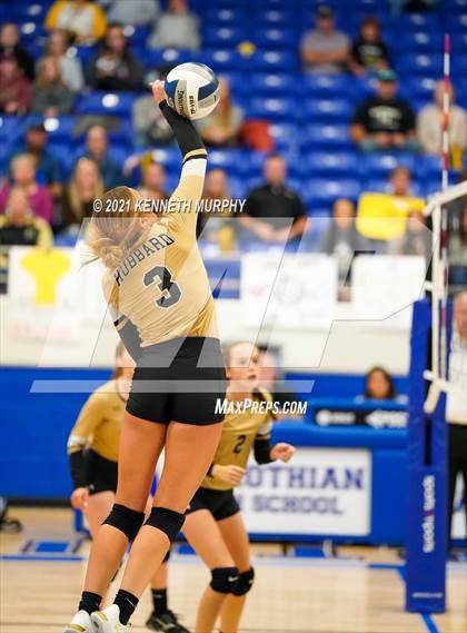 Thumbnail 1 in Hubbard vs Blum UIL 1A Region II Semi-Final photogallery.