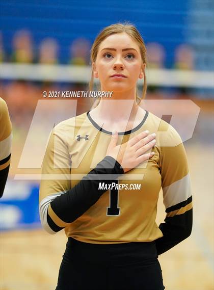 Thumbnail 2 in Hubbard vs Blum UIL 1A Region II Semi-Final photogallery.