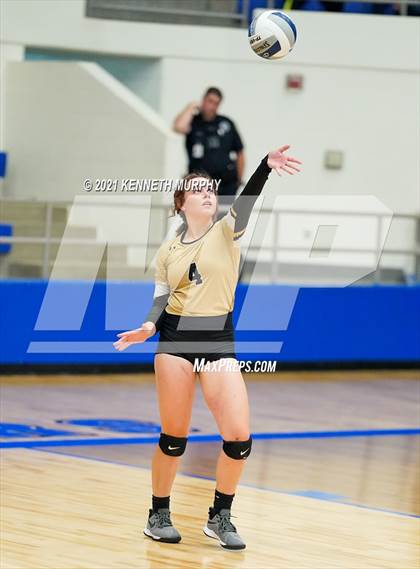Thumbnail 1 in Hubbard vs Blum UIL 1A Region II Semi-Final photogallery.