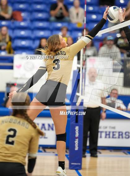 Thumbnail 1 in Hubbard vs Blum UIL 1A Region II Semi-Final photogallery.
