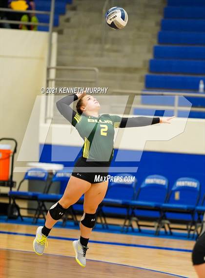 Thumbnail 1 in Hubbard vs Blum UIL 1A Region II Semi-Final photogallery.