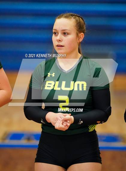 Thumbnail 1 in Hubbard vs Blum UIL 1A Region II Semi-Final photogallery.