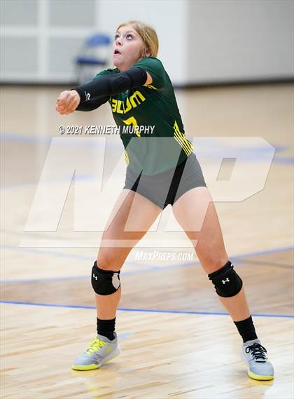 Thumbnail 1 in Hubbard vs Blum UIL 1A Region II Semi-Final photogallery.