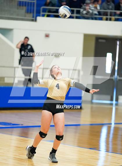 Thumbnail 3 in Hubbard vs Blum UIL 1A Region II Semi-Final photogallery.