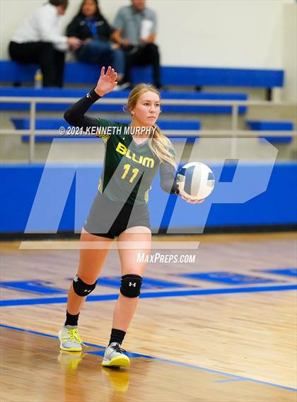 Thumbnail 1 in Hubbard vs Blum UIL 1A Region II Semi-Final photogallery.