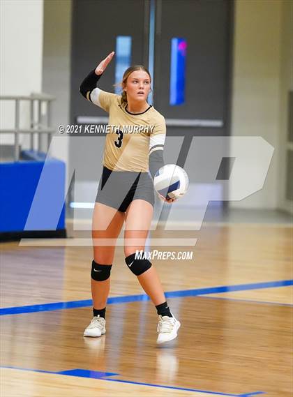 Thumbnail 3 in Hubbard vs Blum UIL 1A Region II Semi-Final photogallery.