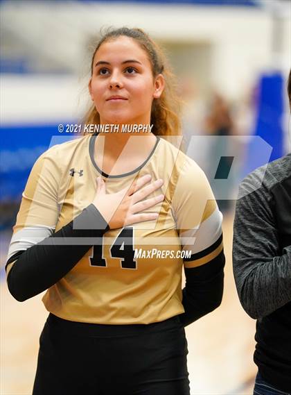 Thumbnail 2 in Hubbard vs Blum UIL 1A Region II Semi-Final photogallery.