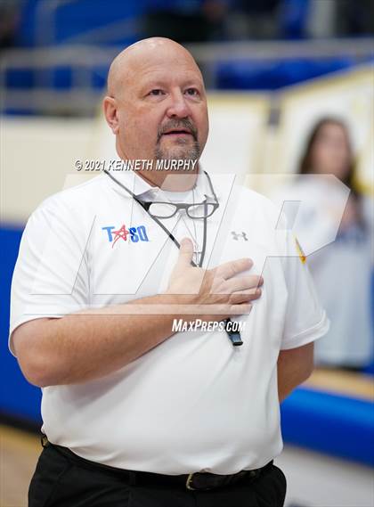 Thumbnail 2 in Hubbard vs Blum UIL 1A Region II Semi-Final photogallery.