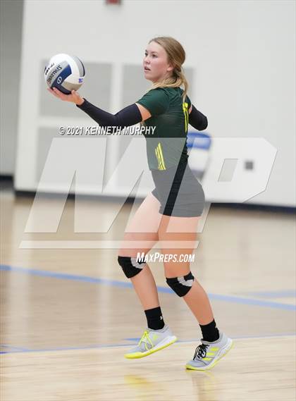 Thumbnail 2 in Hubbard vs Blum UIL 1A Region II Semi-Final photogallery.