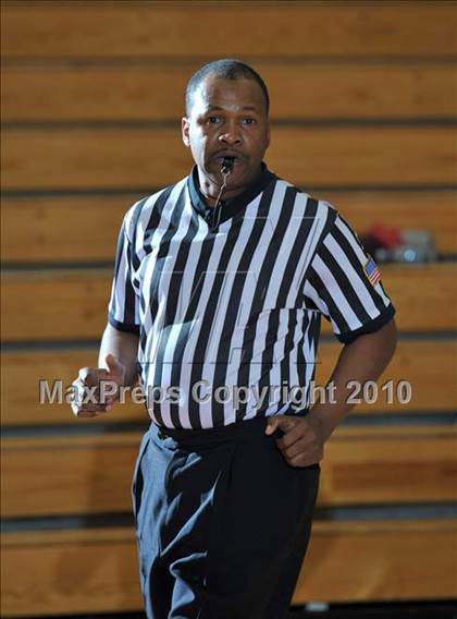 Thumbnail 1 in Rancho Verde vs. Arroyo Valley (Lady Bears Holiday Classic) photogallery.