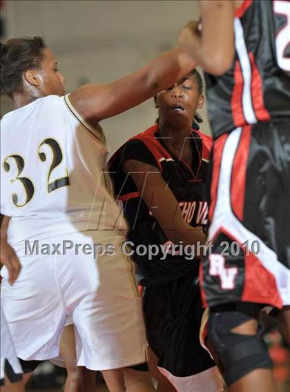 Thumbnail 1 in Rancho Verde vs. Arroyo Valley (Lady Bears Holiday Classic) photogallery.
