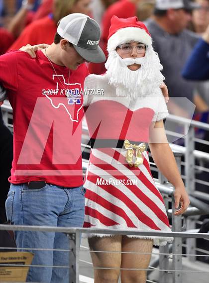 Thumbnail 3 in Cy-Fair vs. Midway (UIL 6A Division 2 Final)  photogallery.