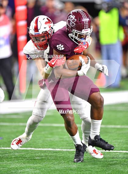 Thumbnail 2 in Cy-Fair vs. Midway (UIL 6A Division 2 Final)  photogallery.