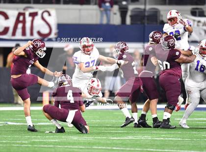 Thumbnail 2 in Cy-Fair vs. Midway (UIL 6A Division 2 Final)  photogallery.