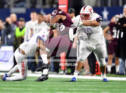 Thumbnail 3 in Cy-Fair vs. Midway (UIL 6A Division 2 Final)  photogallery.