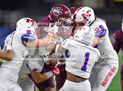 Thumbnail 1 in Cy-Fair vs. Midway (UIL 6A Division 2 Final)  photogallery.
