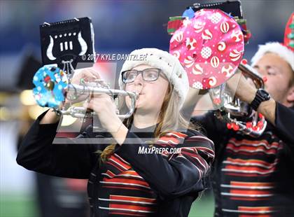 Thumbnail 3 in Cy-Fair vs. Midway (UIL 6A Division 2 Final)  photogallery.