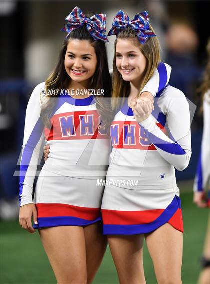 Thumbnail 2 in Cy-Fair vs. Midway (UIL 6A Division 2 Final)  photogallery.