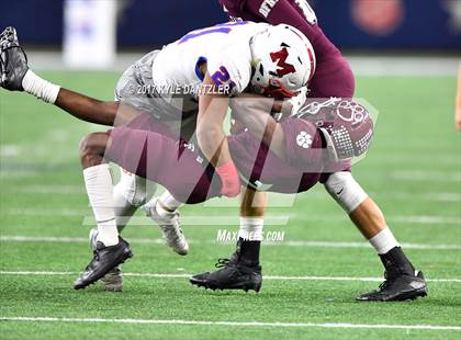 Thumbnail 1 in Cy-Fair vs. Midway (UIL 6A Division 2 Final)  photogallery.
