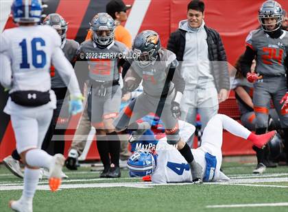 Thumbnail 2 in Skyridge vs. Bingham (UHSAA 6A Semifinal) photogallery.