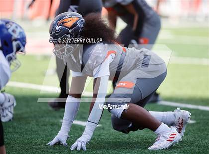 Thumbnail 2 in Skyridge vs. Bingham (UHSAA 6A Semifinal) photogallery.