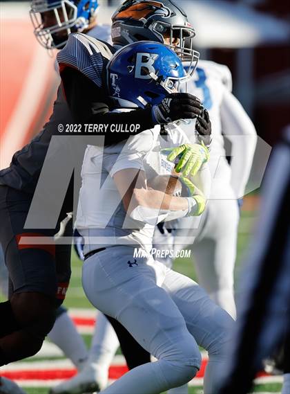 Thumbnail 1 in Skyridge vs. Bingham (UHSAA 6A Semifinal) photogallery.