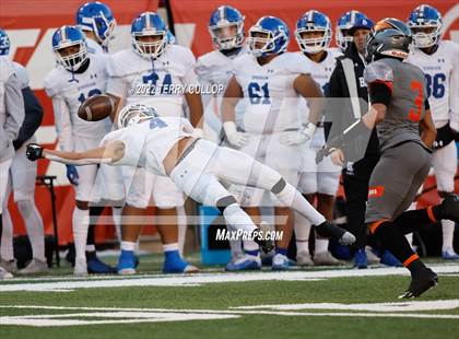 Thumbnail 3 in Skyridge vs. Bingham (UHSAA 6A Semifinal) photogallery.