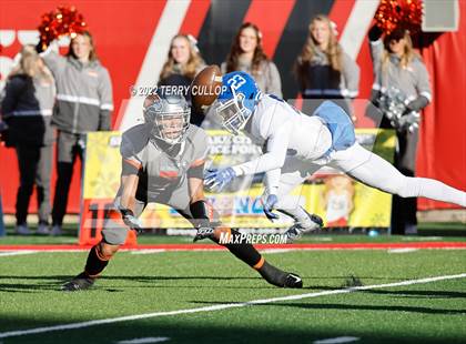 Thumbnail 2 in Skyridge vs. Bingham (UHSAA 6A Semifinal) photogallery.