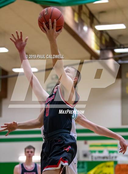 Thumbnail 2 in King's @ Tumwater photogallery.
