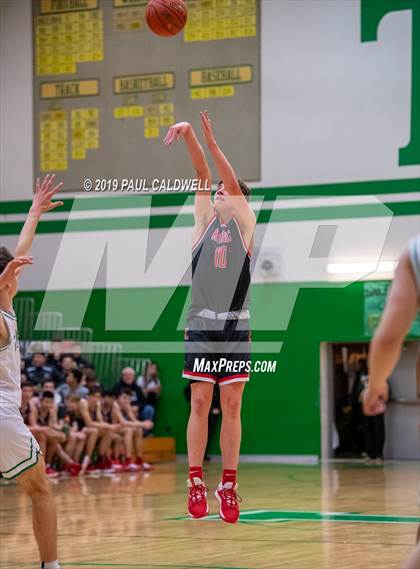 Thumbnail 3 in King's @ Tumwater photogallery.