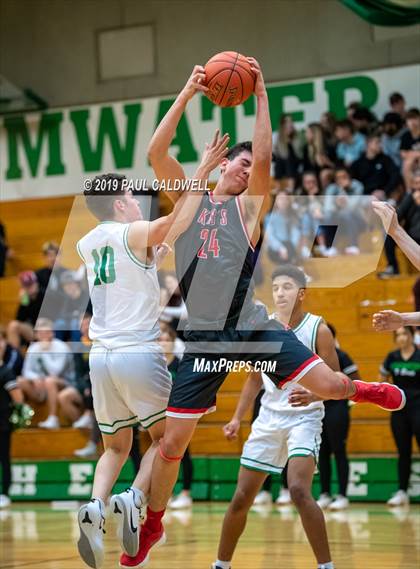 Thumbnail 1 in King's @ Tumwater photogallery.