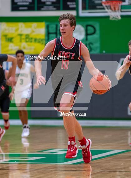 Thumbnail 3 in King's @ Tumwater photogallery.