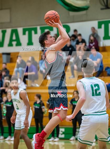 Thumbnail 2 in King's @ Tumwater photogallery.