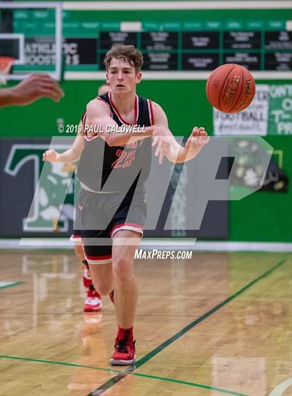 Thumbnail 1 in King's @ Tumwater photogallery.