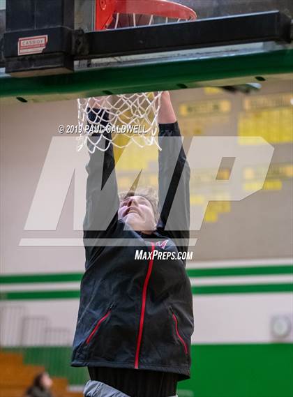Thumbnail 3 in King's @ Tumwater photogallery.