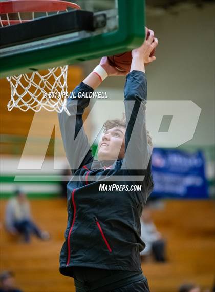 Thumbnail 2 in King's @ Tumwater photogallery.