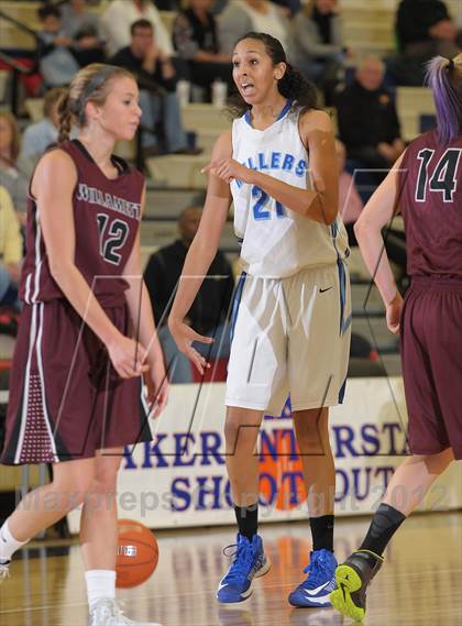 Thumbnail 2 in Willamette vs. Springfield (Nike Interstate Shootout) photogallery.
