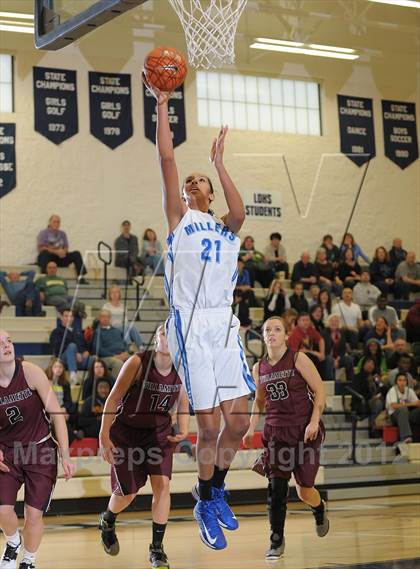 Thumbnail 2 in Willamette vs. Springfield (Nike Interstate Shootout) photogallery.