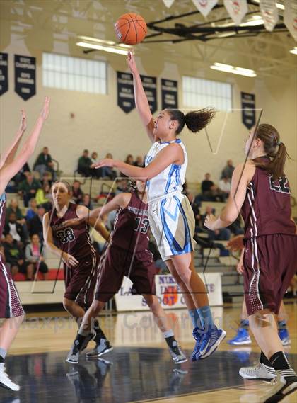 Thumbnail 1 in Willamette vs. Springfield (Nike Interstate Shootout) photogallery.