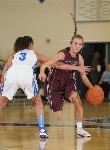 Thumbnail 2 in Willamette vs. Springfield (Nike Interstate Shootout) photogallery.