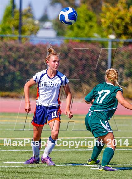 Thumbnail 3 in Cosumnes Oaks vs Manteca (CIF D3 Semifinal Playoff)  photogallery.