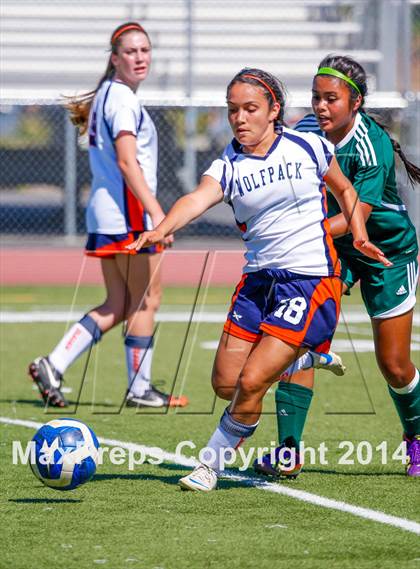 Thumbnail 1 in Cosumnes Oaks vs Manteca (CIF D3 Semifinal Playoff)  photogallery.