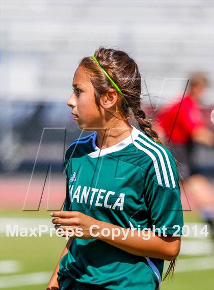 Thumbnail 2 in Cosumnes Oaks vs Manteca (CIF D3 Semifinal Playoff)  photogallery.