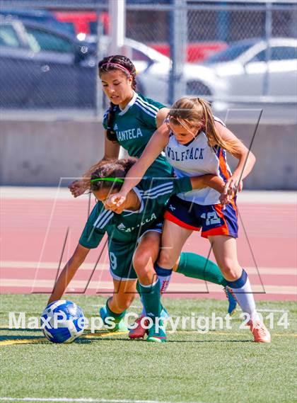 Thumbnail 3 in Cosumnes Oaks vs Manteca (CIF D3 Semifinal Playoff)  photogallery.
