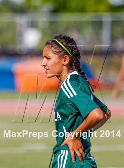 Thumbnail 2 in Cosumnes Oaks vs Manteca (CIF D3 Semifinal Playoff)  photogallery.