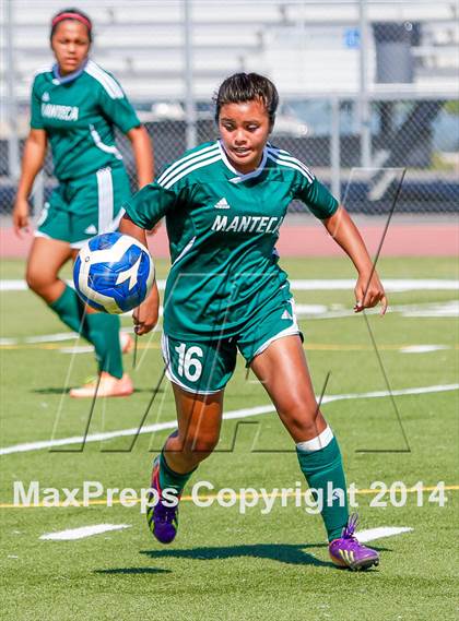 Thumbnail 3 in Cosumnes Oaks vs Manteca (CIF D3 Semifinal Playoff)  photogallery.